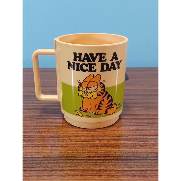1978 Garfield Cup Plastic Mug “Have a Nice Day” & “Big Fat Hairy Deal” Deka - Picture 2 of 7